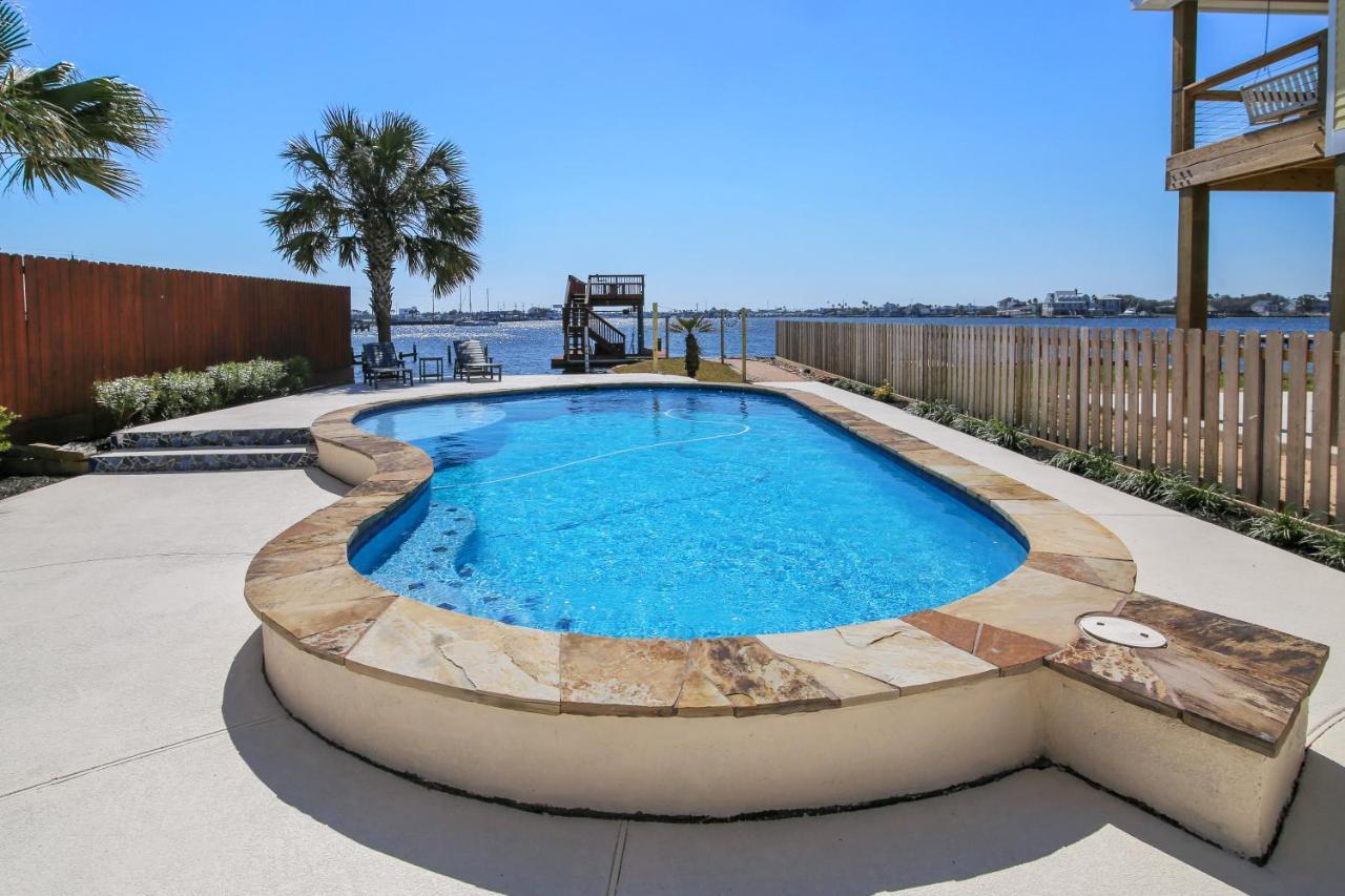 Pool Days And Dock Nights Villa Galveston Exterior photo