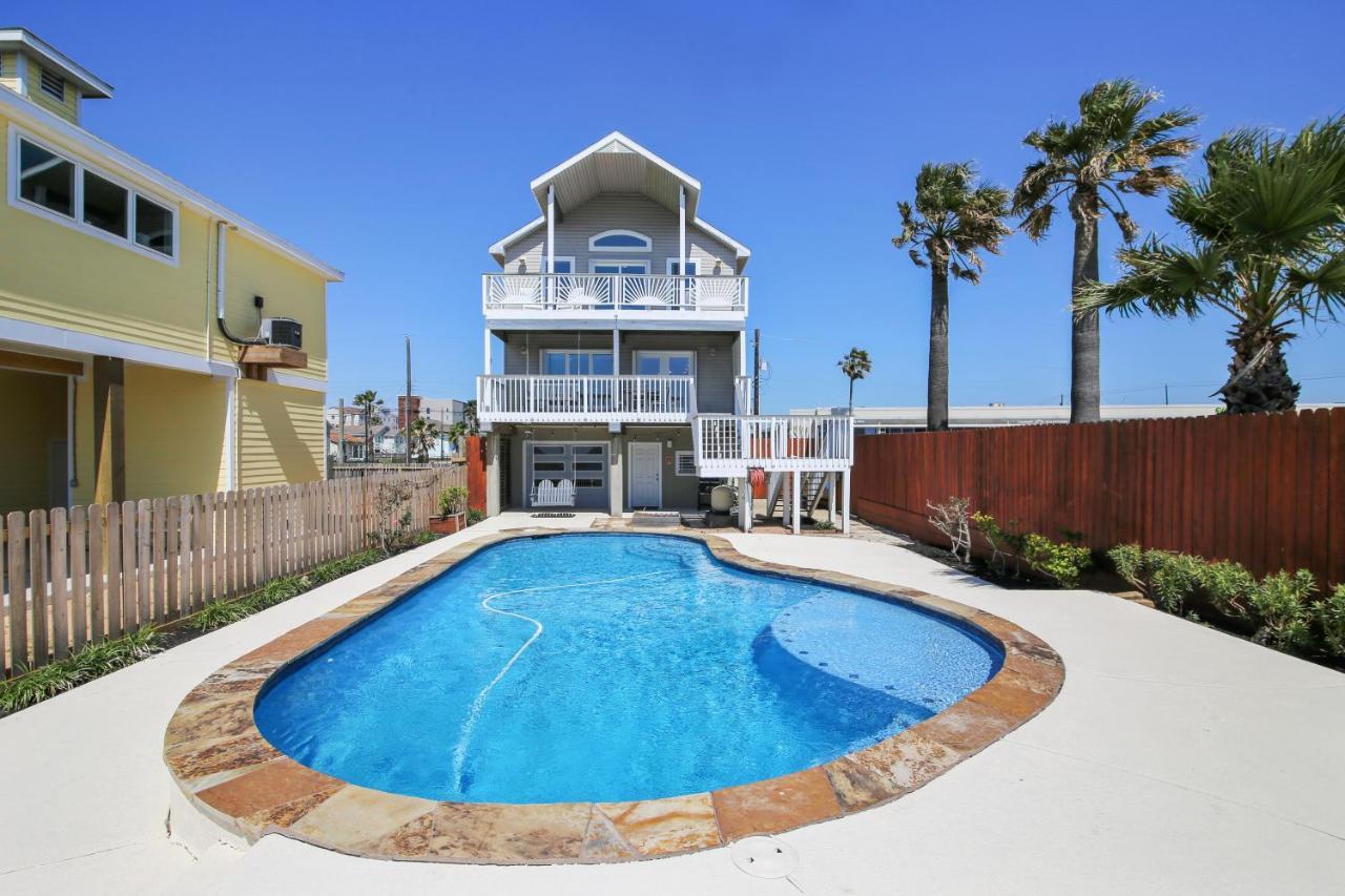 Pool Days And Dock Nights Villa Galveston Exterior photo